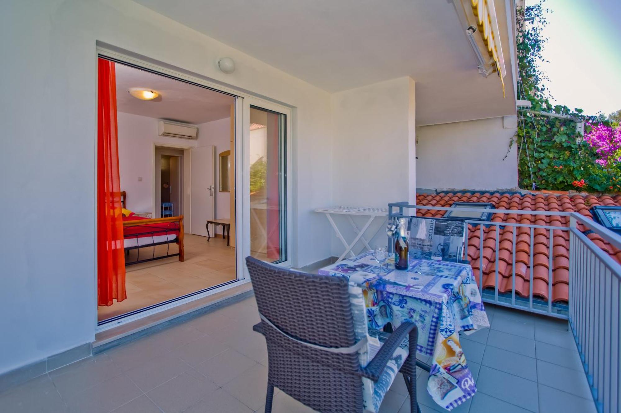 Apartments Hruban Хвар Екстериор снимка