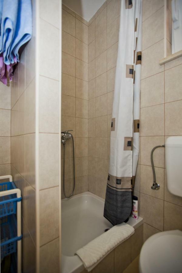 Apartments Hruban Хвар Екстериор снимка