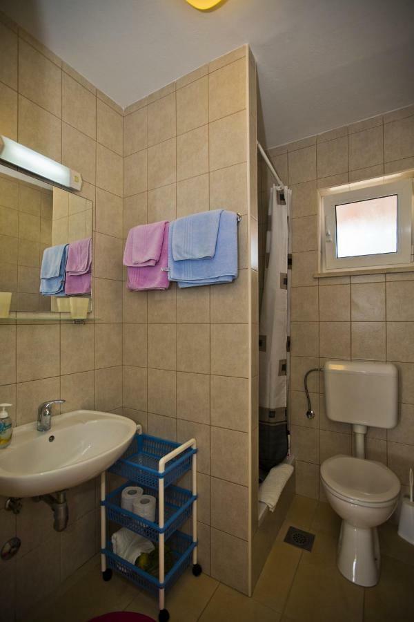 Apartments Hruban Хвар Екстериор снимка