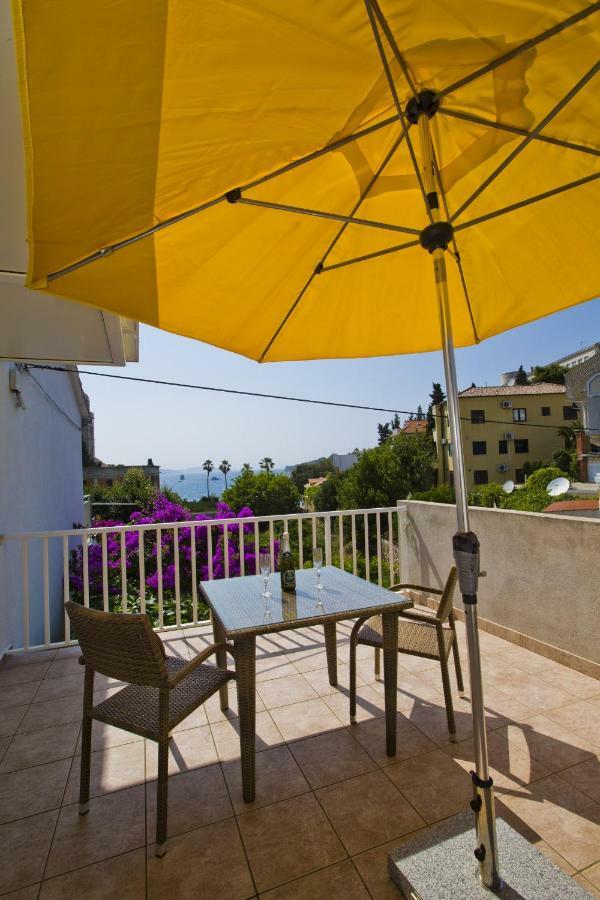 Apartments Hruban Хвар Екстериор снимка